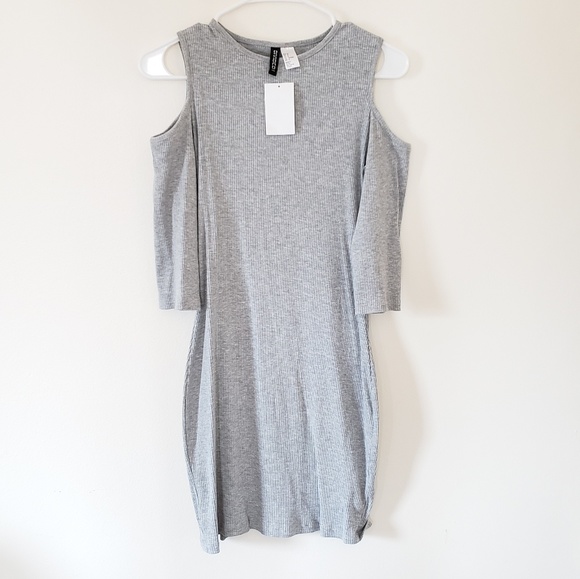 H&M Dresses & Skirts - 🏠NWT H&M Ribbed Fitted Cold Shoulder Dress